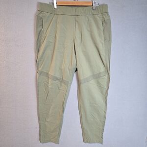 Avalanche Women's Green Jogger Pants XL